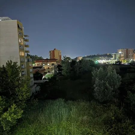 Manu * Durrës